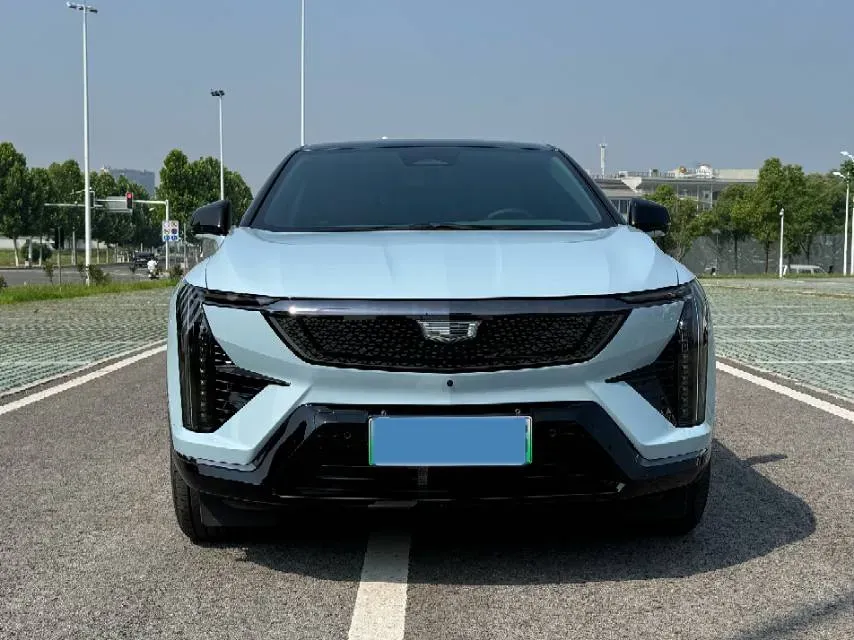 2024 Cadillac OPTIQ BEV 79.7KWH,autocango,china used car exporter,china ev exporter,chinese used car exporter,chinese used ev exporter