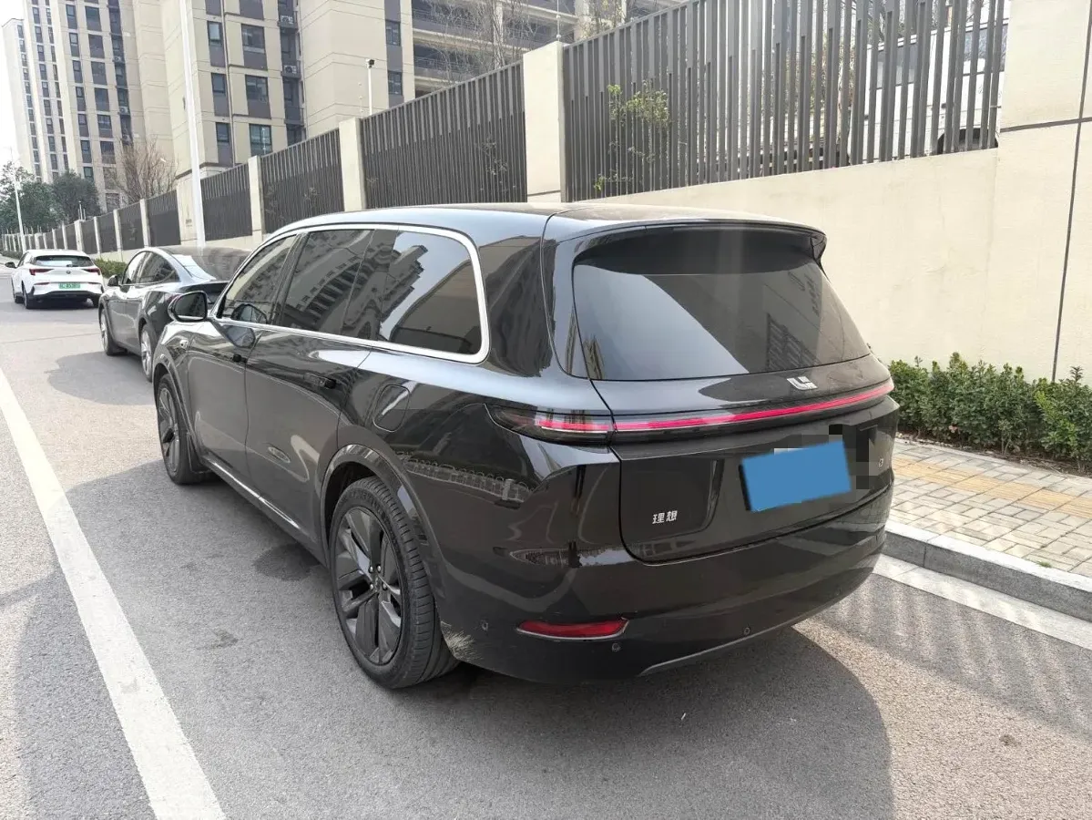 2024 Land Rover Range Rover Evoque 1.5T 200HP L3 8AT PHEV 15.5KWH,autocango,china used car exporter,china ev exporter,chinese used car exporter,chinese used ev exporter