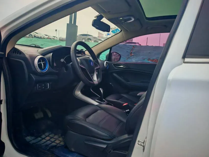 2018 BYD Yuan BEV 42KWH,autocango,china used car exporter,china ev exporter,chinese used car exporter,chinese used ev exporter