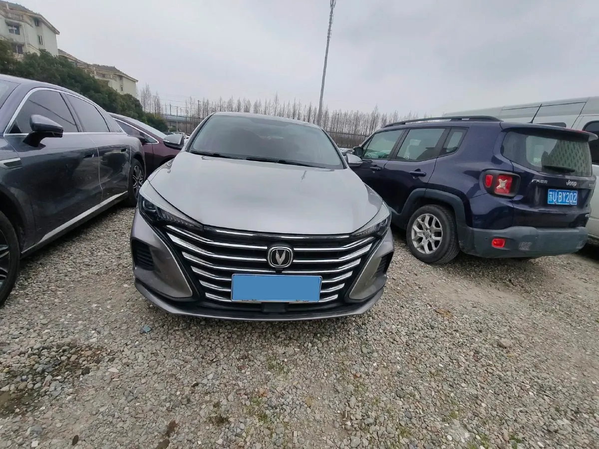 2020 ChangAn Eado 1.6L 128HP L4 5MT,autocango,china used car exporter,china ev exporter,chinese used car exporter,chinese used ev exporter