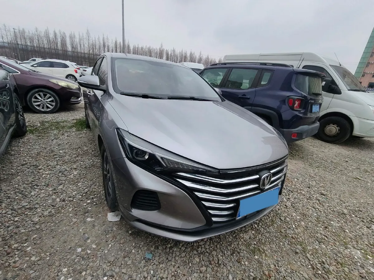 2020 ChangAn Eado 1.6L 128HP L4 5MT,autocango,china used car exporter,china ev exporter,chinese used car exporter,chinese used ev exporter