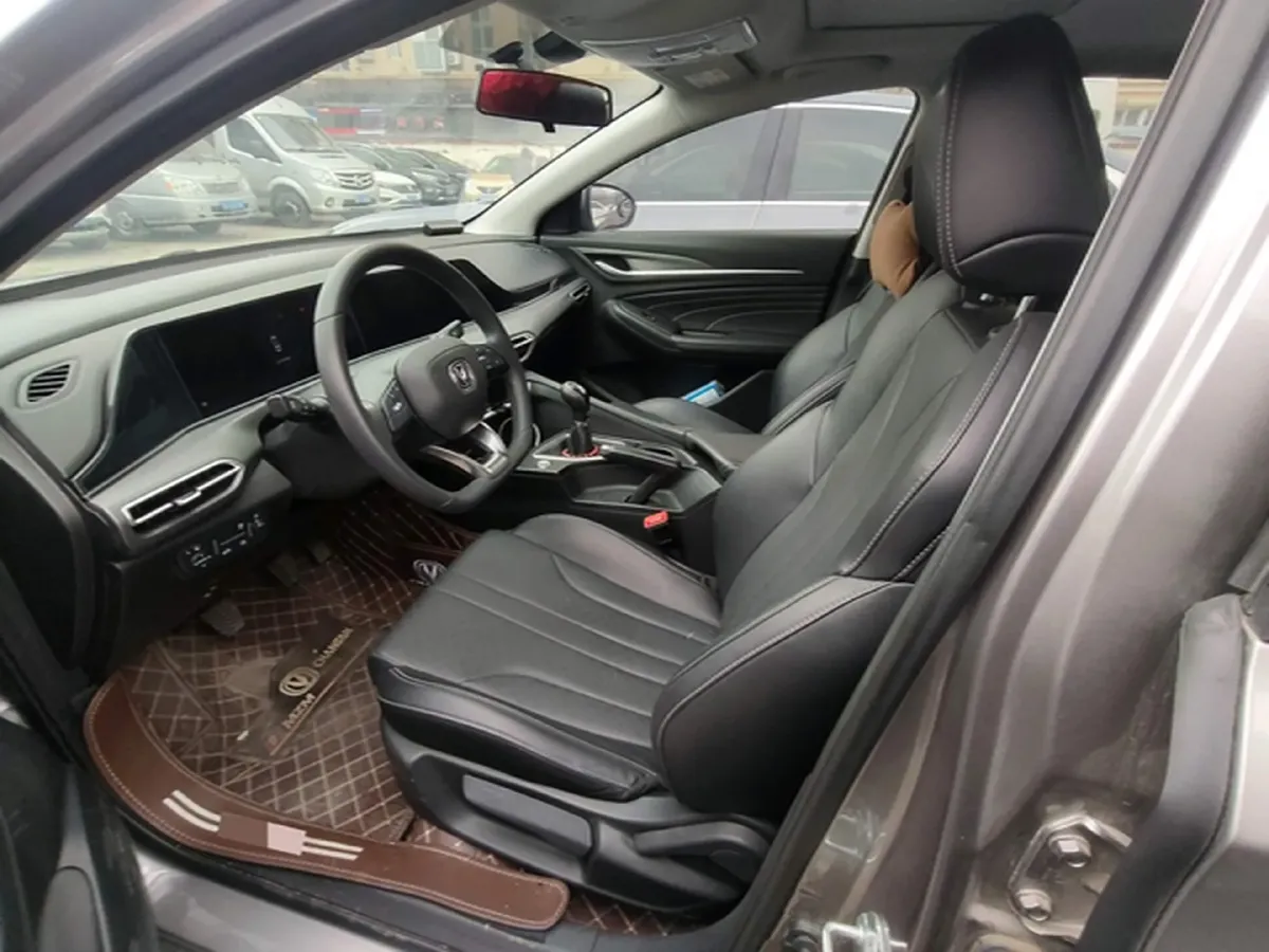 2020 ChangAn Eado 1.6L 128HP L4 5MT,autocango,china used car exporter,china ev exporter,chinese used car exporter,chinese used ev exporter