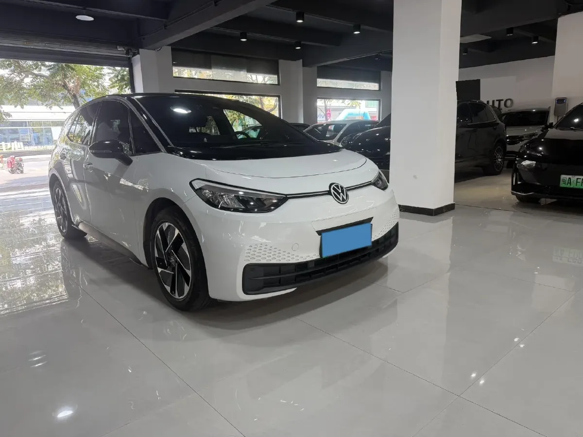 2025 Volkswagen ID.3 BEV 52.8KWH,autocango,china used car exporter,china ev exporter,chinese used car exporter,chinese used ev exporter
