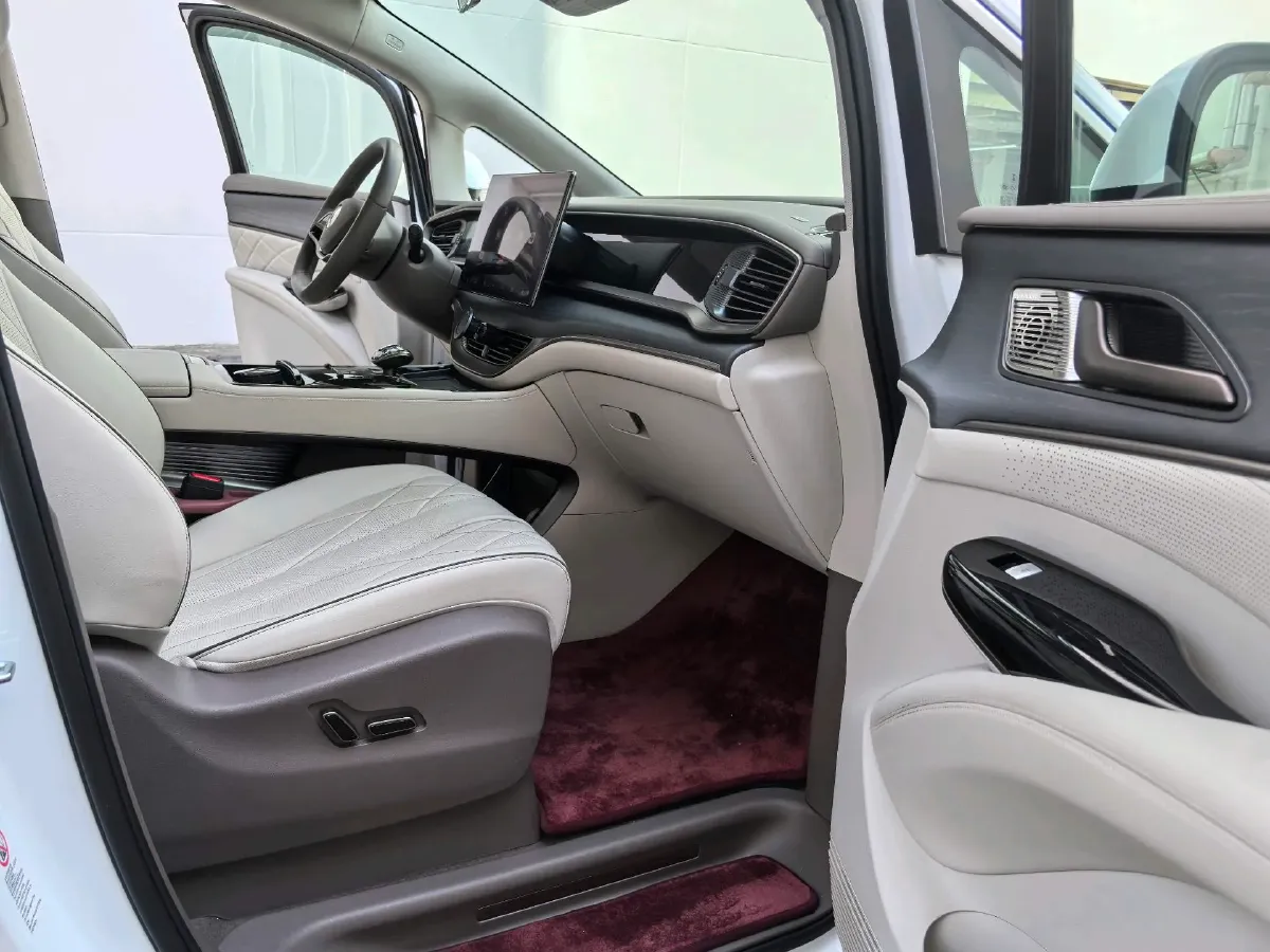 2022 Mercedes-Benz GLC Class 2.0T 197HP L4 9AT,autocango,china used car exporter,china ev exporter,chinese used car exporter,chinese used ev exporter