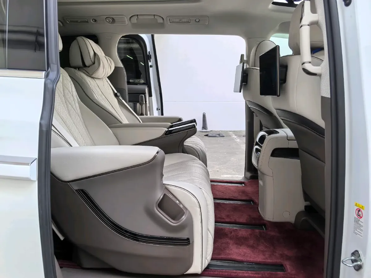 2022 Mercedes-Benz GLC Class 2.0T 197HP L4 9AT,autocango,china used car exporter,china ev exporter,chinese used car exporter,chinese used ev exporter