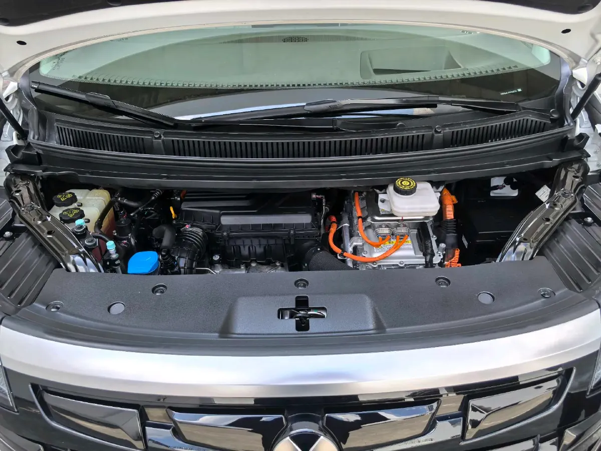 2022 Mercedes-Benz GLC Class 2.0T 197HP L4 9AT,autocango,china used car exporter,china ev exporter,chinese used car exporter,chinese used ev exporter