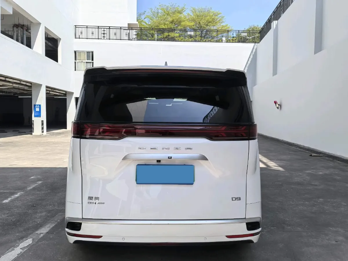 2022 Mercedes-Benz GLC Class 2.0T 197HP L4 9AT,autocango,china used car exporter,china ev exporter,chinese used car exporter,chinese used ev exporter