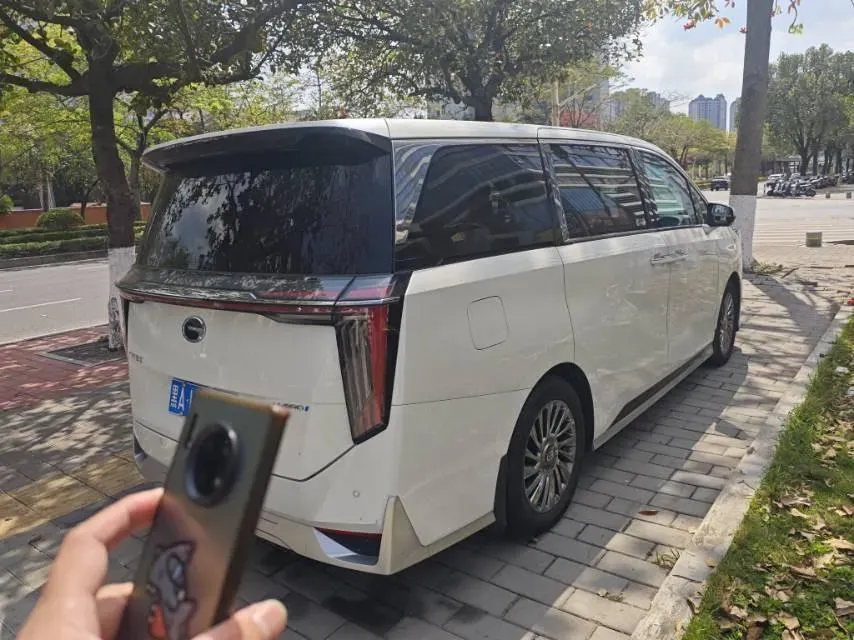 2023 GAC Trumpchi M8 2.0T 190HP L4 E-CVT Hybrid,autocango,china used car exporter,china ev exporter,chinese used car exporter,chinese used ev exporter