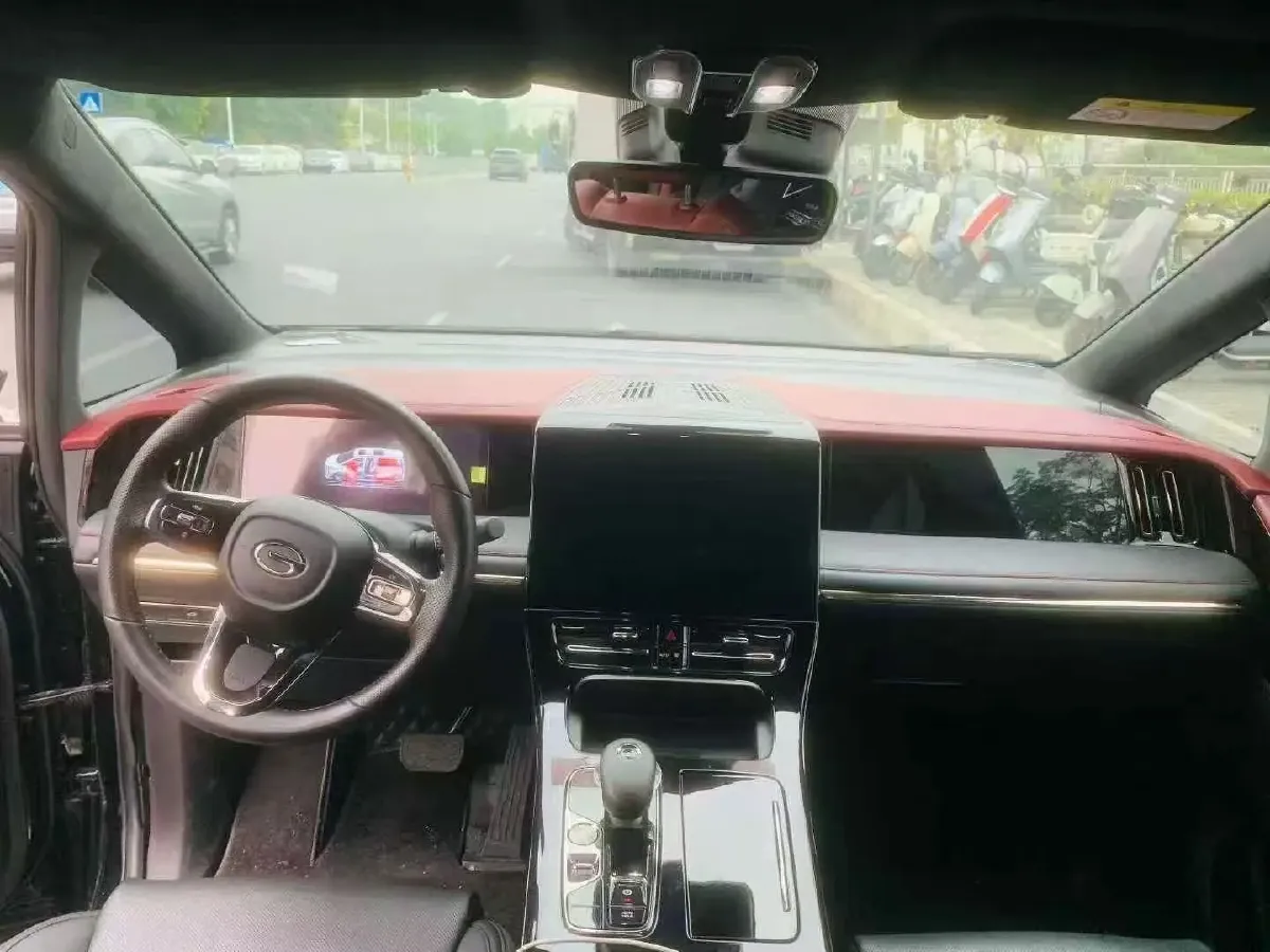 2024 GAC Trumpchi M8 2.0T 252HP L4 8AT,autocango,china used car exporter,china ev exporter,chinese used car exporter,chinese used ev exporter