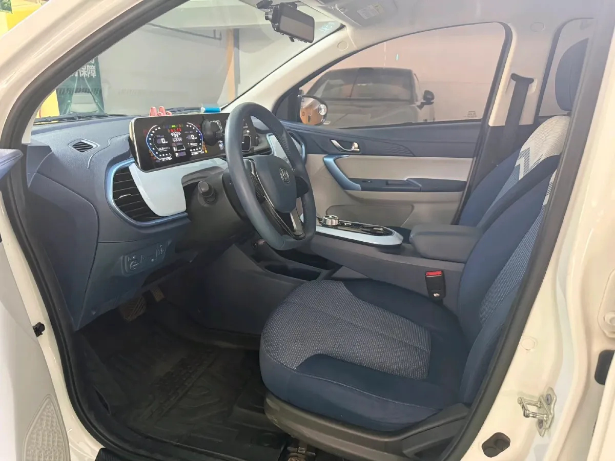 2022 ChangAn BenBen E-Star BEV 31.95KWH,autocango,china used car exporter,china ev exporter,chinese used car exporter,chinese used ev exporter