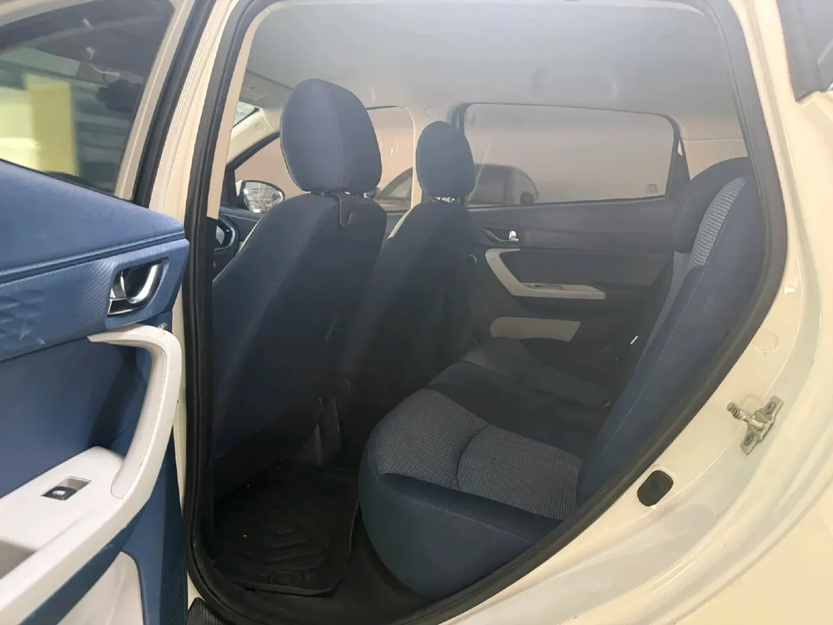 2022 ChangAn BenBen E-Star BEV 31.95KWH,autocango,china used car exporter,china ev exporter,chinese used car exporter,chinese used ev exporter