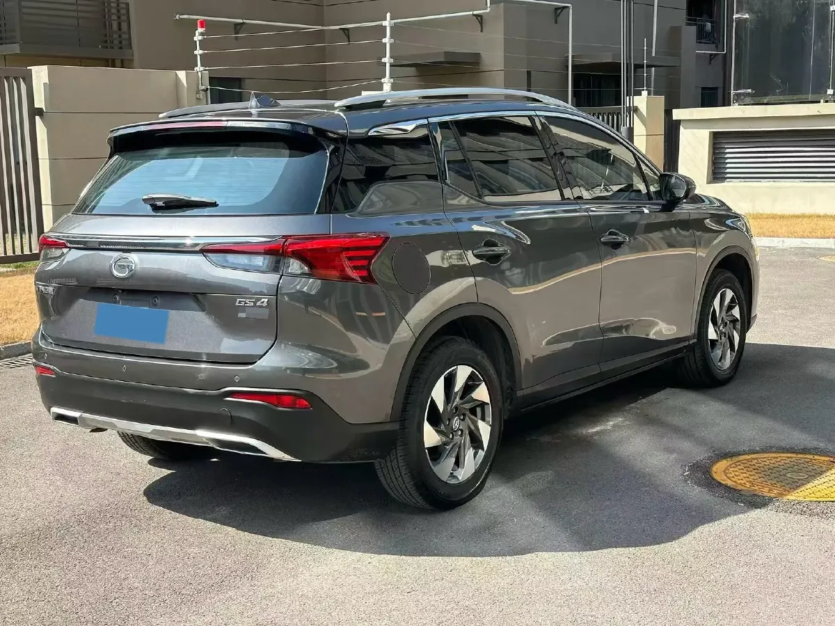 2021 GAC Trumpchi GS4 1.5T 169HP L4 6AT,autocango,china used car exporter,china ev exporter,chinese used car exporter,chinese used ev exporter