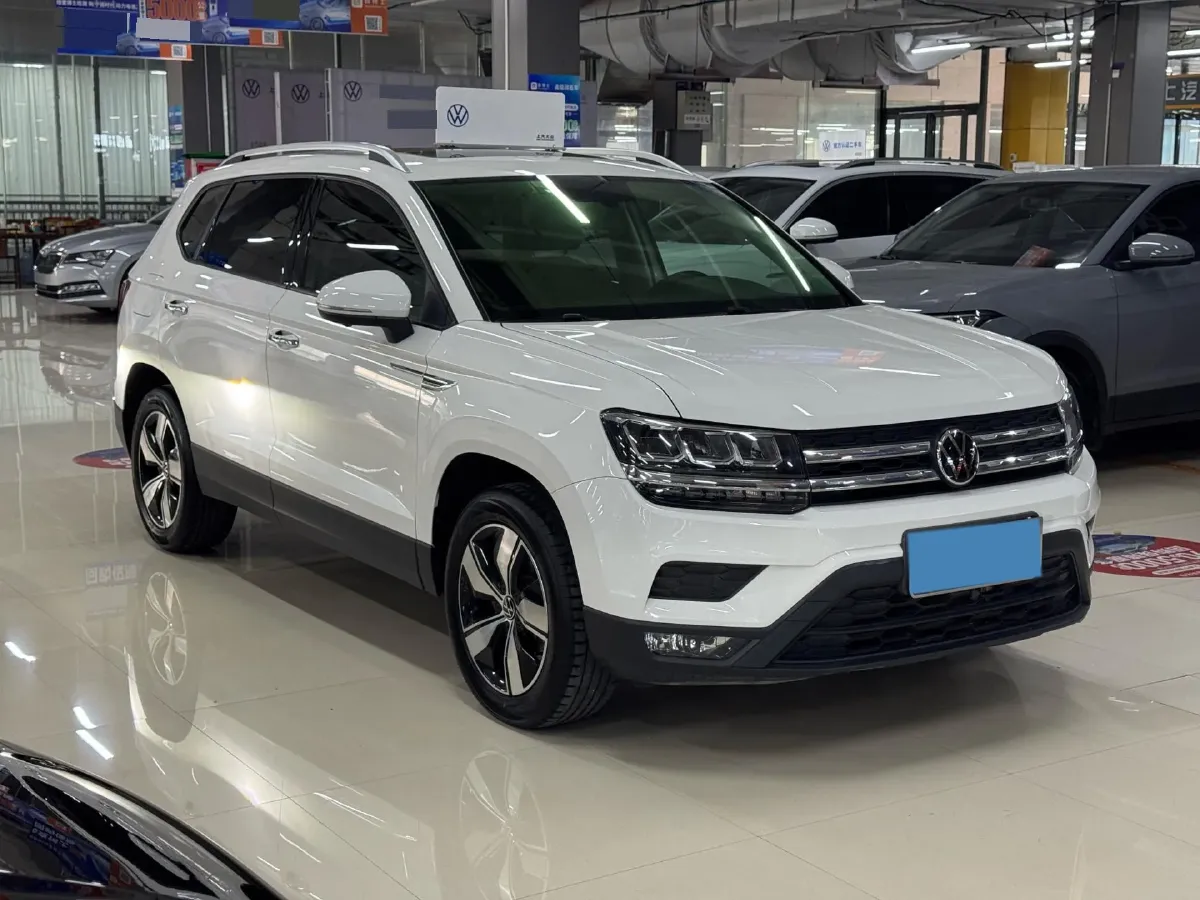 2022 Ford Transit 2.0T 202HP L4 6AT,autocango,china used car exporter,china ev exporter,chinese used car exporter,chinese used ev exporter