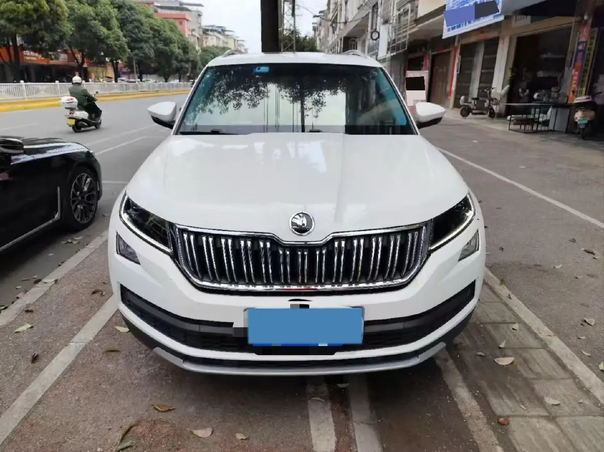 2019 Chevrolet Equinox 2.0T 260HP L4 9AT,autocango,china used car exporter,china ev exporter,chinese used car exporter,chinese used ev exporter