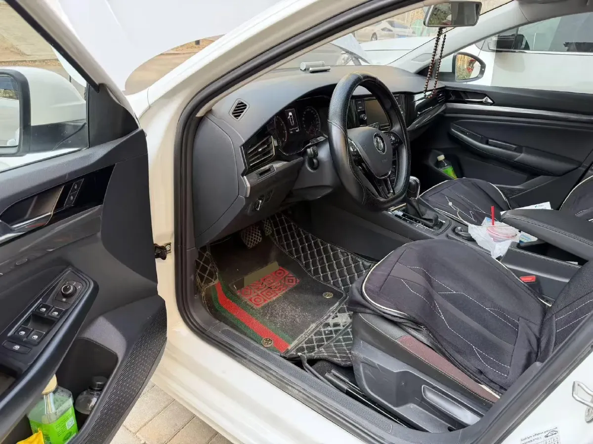 2020 Volkswagen Bora 1.5L 113HP L4 6AT,autocango,china used car exporter,china ev exporter,chinese used car exporter,chinese used ev exporter