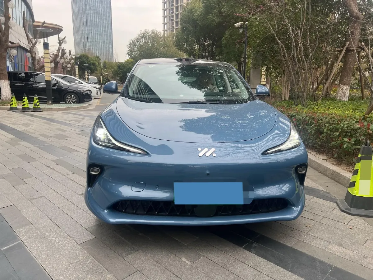 2025 IM LS6 BEV 75KWH,autocango,china used car exporter,china ev exporter,chinese used car exporter,chinese used ev exporter