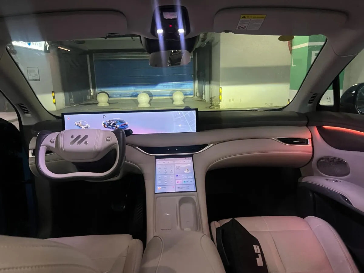 2025 IM LS6 BEV 75KWH,autocango,china used car exporter,china ev exporter,chinese used car exporter,chinese used ev exporter