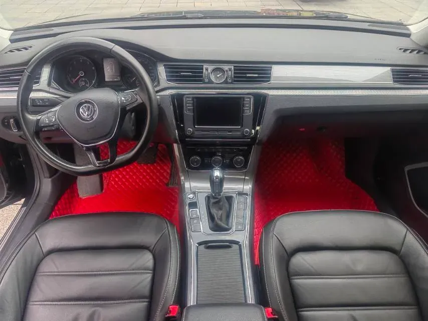 2017 Volkswagen Passat 1.8T 180HP L4 7DCT,autocango,china used car exporter,china ev exporter,chinese used car exporter,chinese used ev exporter