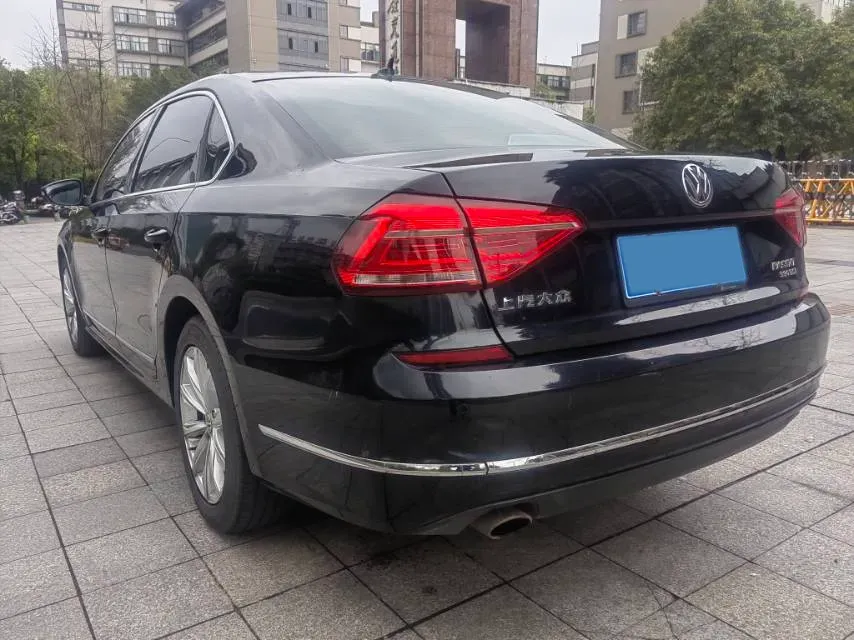 2017 Volkswagen Passat 1.8T 180HP L4 7DCT,autocango,china used car exporter,china ev exporter,chinese used car exporter,chinese used ev exporter
