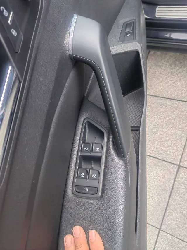 2017 Volkswagen Passat 1.8T 180HP L4 7DCT,autocango,china used car exporter,china ev exporter,chinese used car exporter,chinese used ev exporter