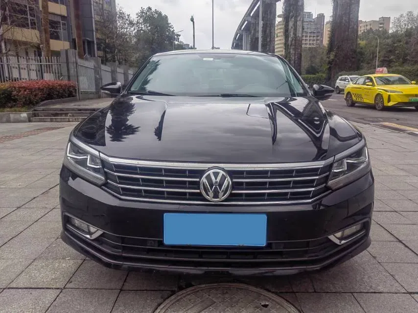 2017 Volkswagen Passat 1.8T 180HP L4 7DCT,autocango,china used car exporter,china ev exporter,chinese used car exporter,chinese used ev exporter