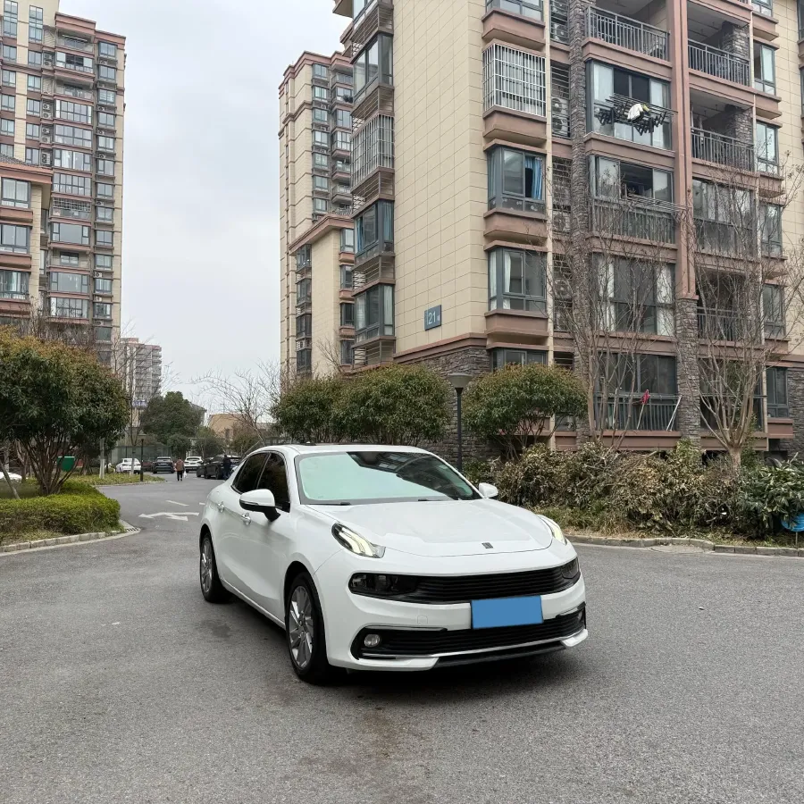 2018 Toyota C-HR 2.0L 171HP L4 CVT,autocango,china used car exporter,china ev exporter,chinese used car exporter,chinese used ev exporter