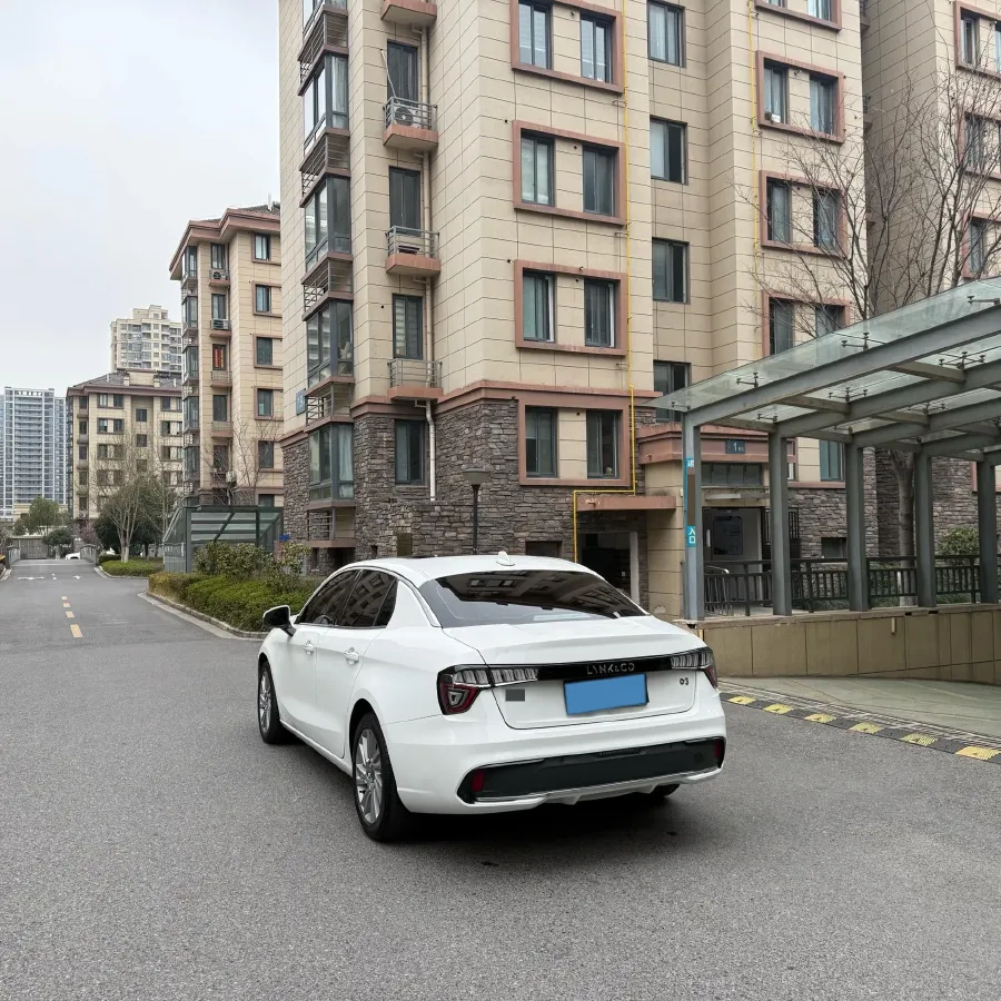 2018 Toyota C-HR 2.0L 171HP L4 CVT,autocango,china used car exporter,china ev exporter,chinese used car exporter,chinese used ev exporter
