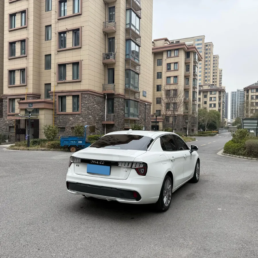 2018 Toyota C-HR 2.0L 171HP L4 CVT,autocango,china used car exporter,china ev exporter,chinese used car exporter,chinese used ev exporter