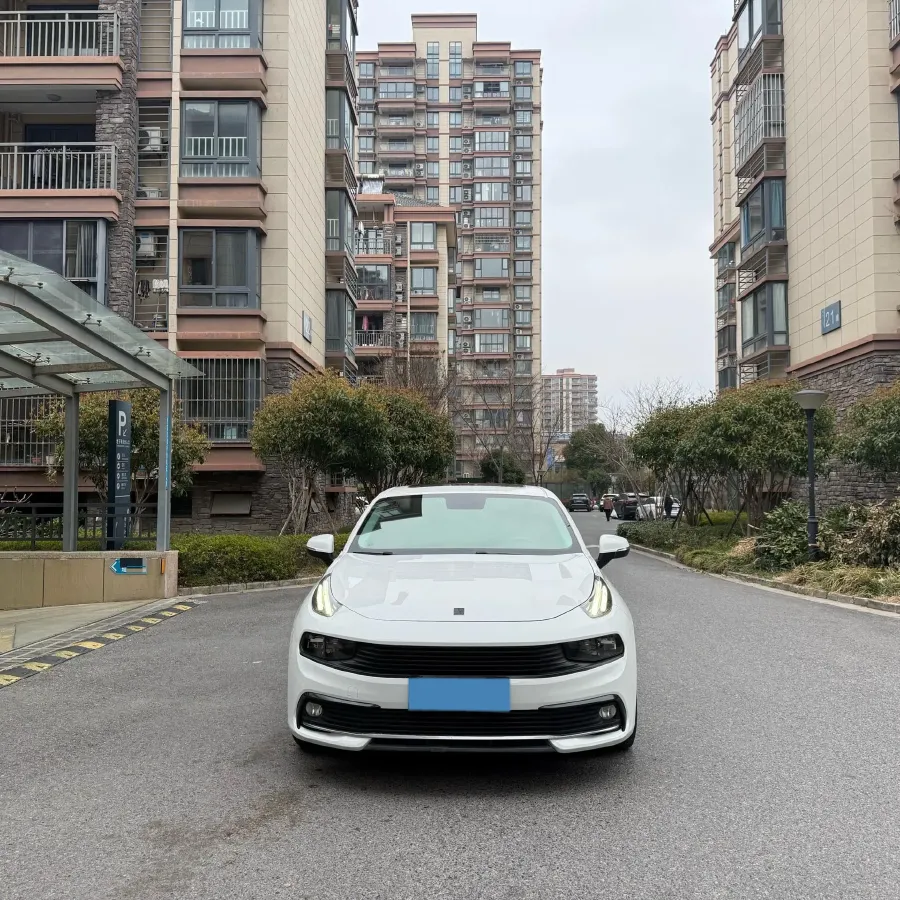 2018 Toyota C-HR 2.0L 171HP L4 CVT,autocango,china used car exporter,china ev exporter,chinese used car exporter,chinese used ev exporter