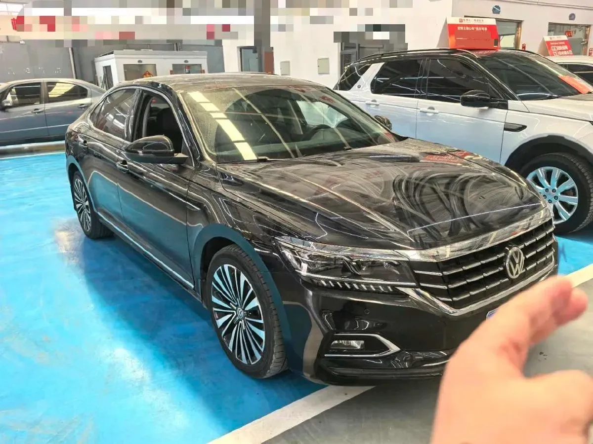 2020 Volkswagen Passat 2.0T 186HP L4 7DCT,autocango,china used car exporter,china ev exporter,chinese used car exporter,chinese used ev exporter