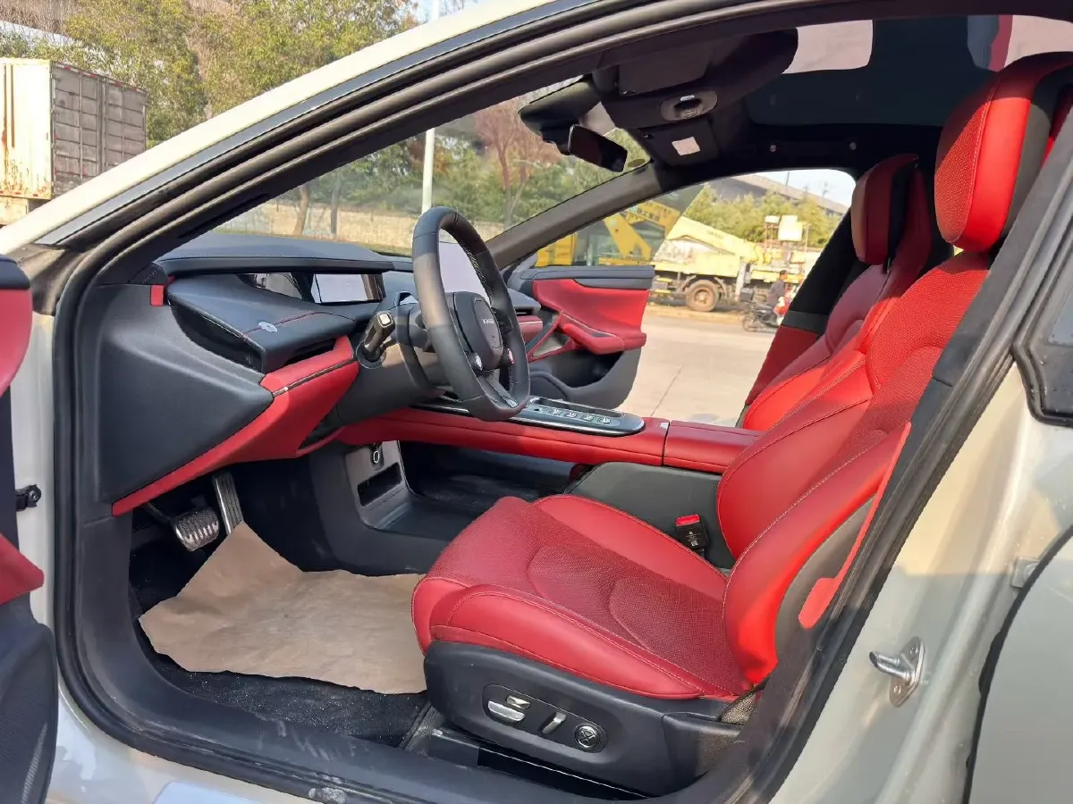 2024 MI SU7 BEV 101KWH,autocango,china used car exporter,china ev exporter,chinese used car exporter,chinese used ev exporter