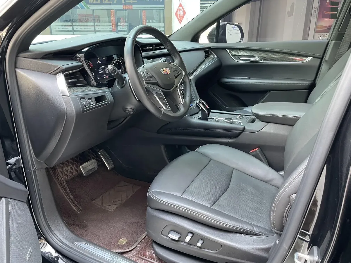 2022 Cadillac XT5 2.0T 237HP L4 9AT,autocango,china used car exporter,china ev exporter,chinese used car exporter,chinese used ev exporter