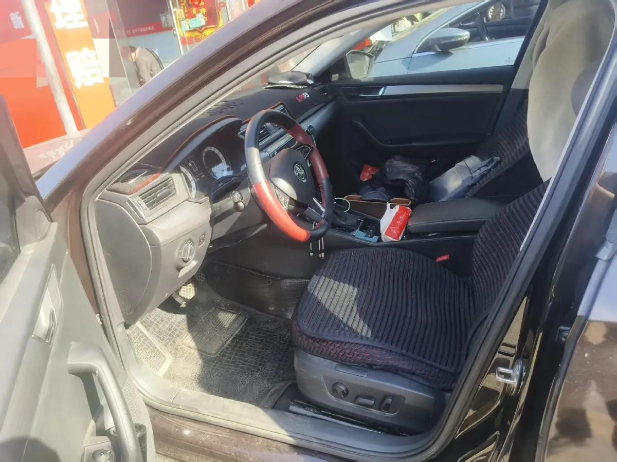 2018 Skoda Kodiak 1.8T 180HP L4 7DCT,autocango,china used car exporter,china ev exporter,chinese used car exporter,chinese used ev exporter