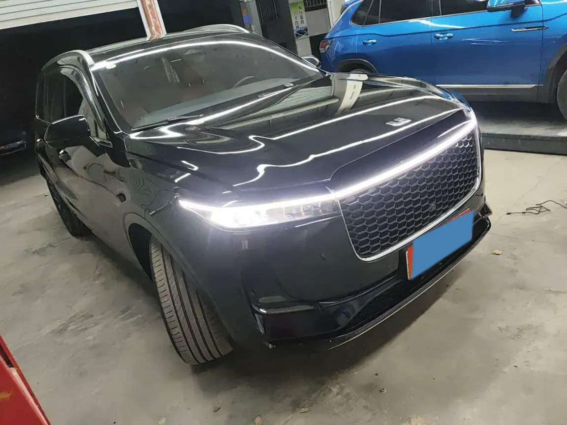 2021 Li ONE Range Extended 131HP REEV 40.5KWH,autocango,china used car exporter,china ev exporter,chinese used car exporter,chinese used ev exporter