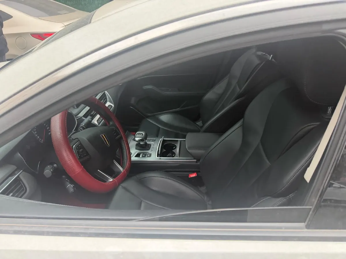 2020 HongQi H5 1.5T 169HP L4 7DCT,autocango,china used car exporter,china ev exporter,chinese used car exporter,chinese used ev exporter