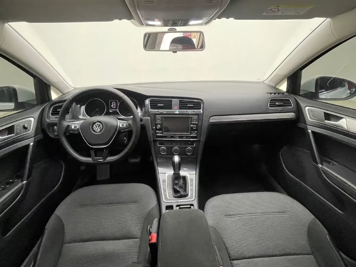 2018 Volkswagen Golf 1.4T 131HP L4 7DCT,autocango,china used car exporter,china ev exporter,chinese used car exporter,chinese used ev exporter