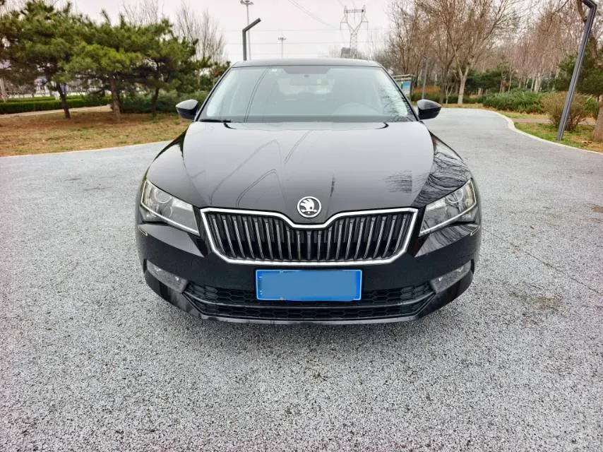 2018 Nissan Terra 2.5L 184HP L4 7AT,autocango,china used car exporter,china ev exporter,chinese used car exporter,chinese used ev exporter