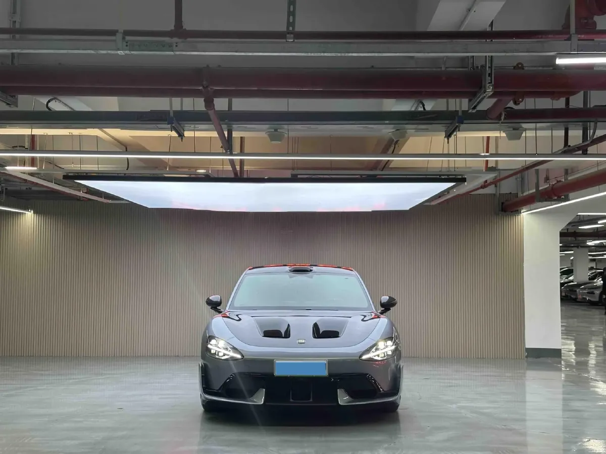 2025 MI SU7 Ultra BEV 93.7KWH,autocango,china used car exporter,china ev exporter,chinese used car exporter,chinese used ev exporter