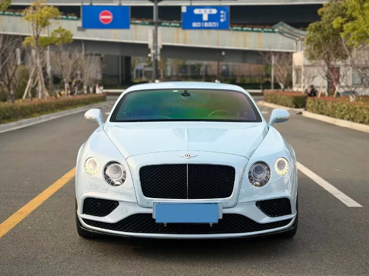 2017 Bentley Continental 4.0T 528HP V8 8AT,autocango,china used car exporter,china ev exporter,chinese used car exporter,chinese used ev exporter
