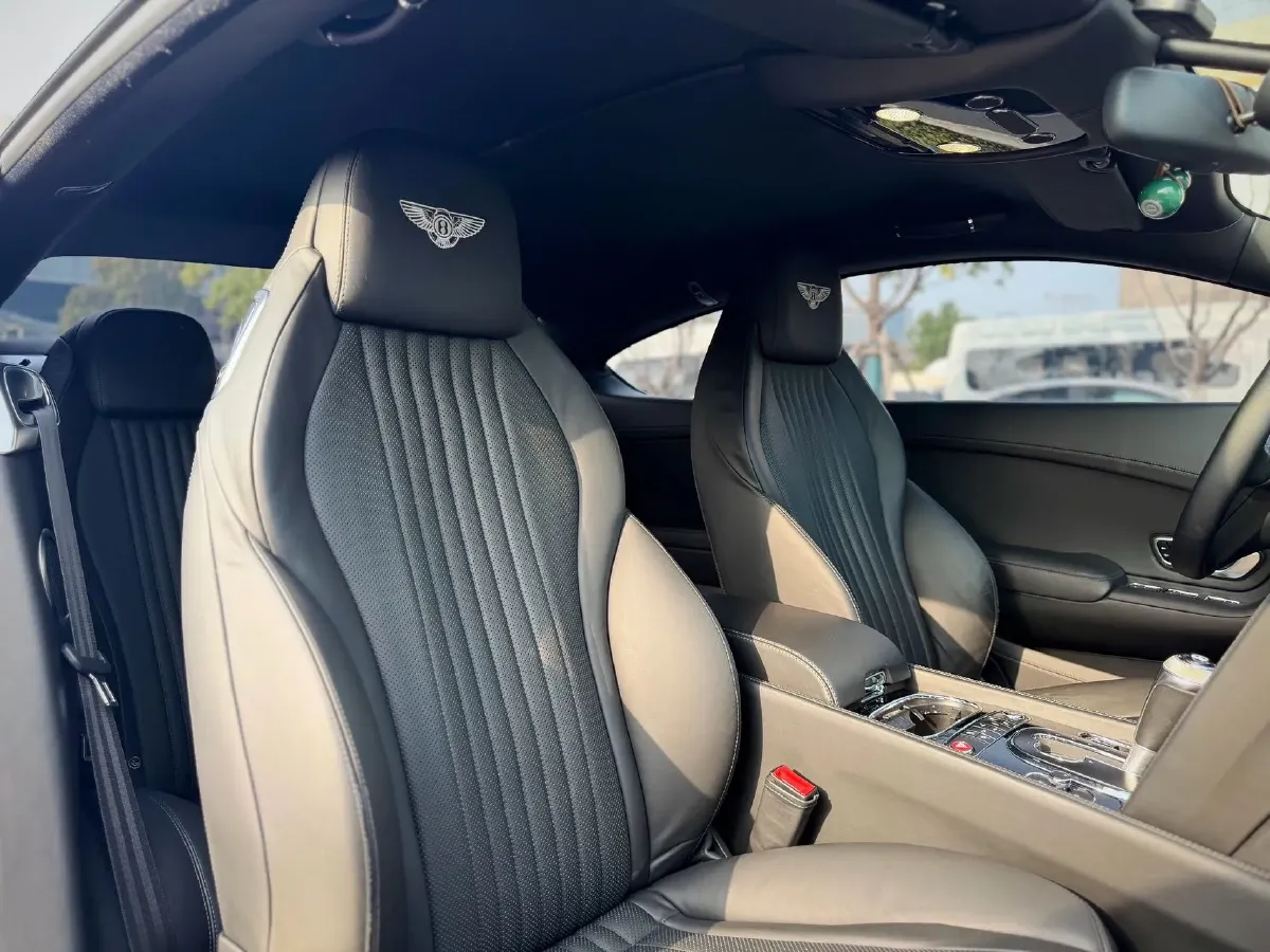 2017 Bentley Continental 4.0T 528HP V8 8AT,autocango,china used car exporter,china ev exporter,chinese used car exporter,chinese used ev exporter