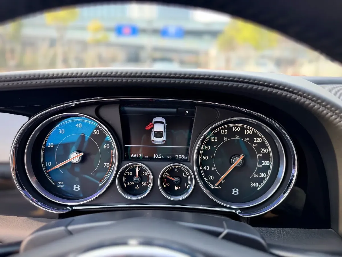 2017 Bentley Continental 4.0T 528HP V8 8AT,autocango,china used car exporter,china ev exporter,chinese used car exporter,chinese used ev exporter