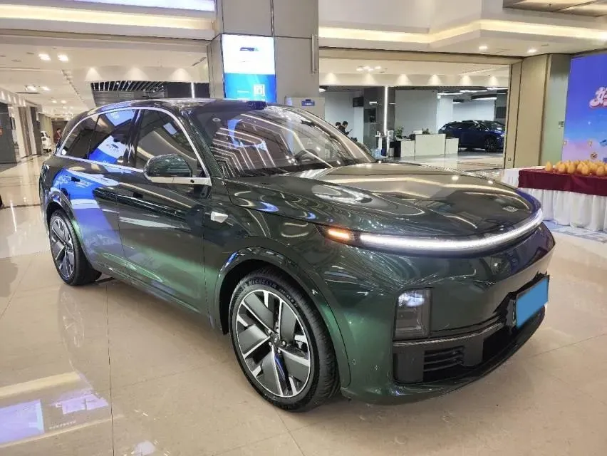 2025 Li L7 Range Extended 154HP REEV,autocango,china used car exporter,china ev exporter,chinese used car exporter,chinese used ev exporter