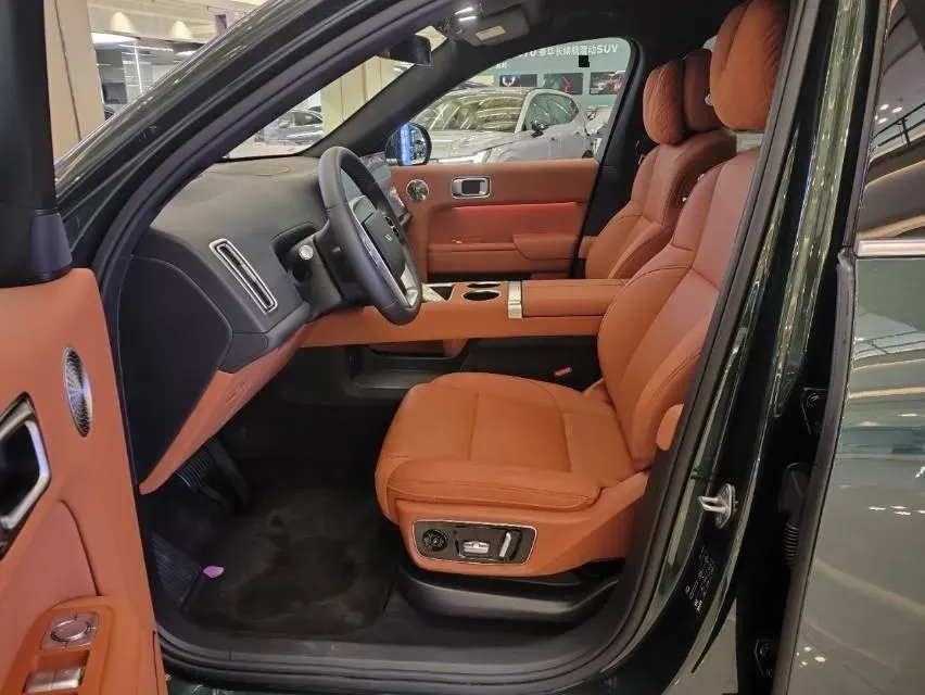 2025 Li L7 Range Extended 154HP REEV,autocango,china used car exporter,china ev exporter,chinese used car exporter,chinese used ev exporter