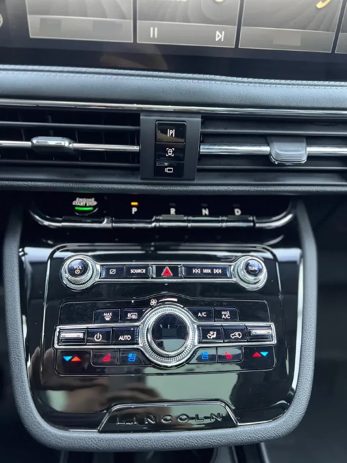 2021 Lincoln Corsair 2.0T 245HP L4 8AT,autocango,china used car exporter,china ev exporter,chinese used car exporter,chinese used ev exporter