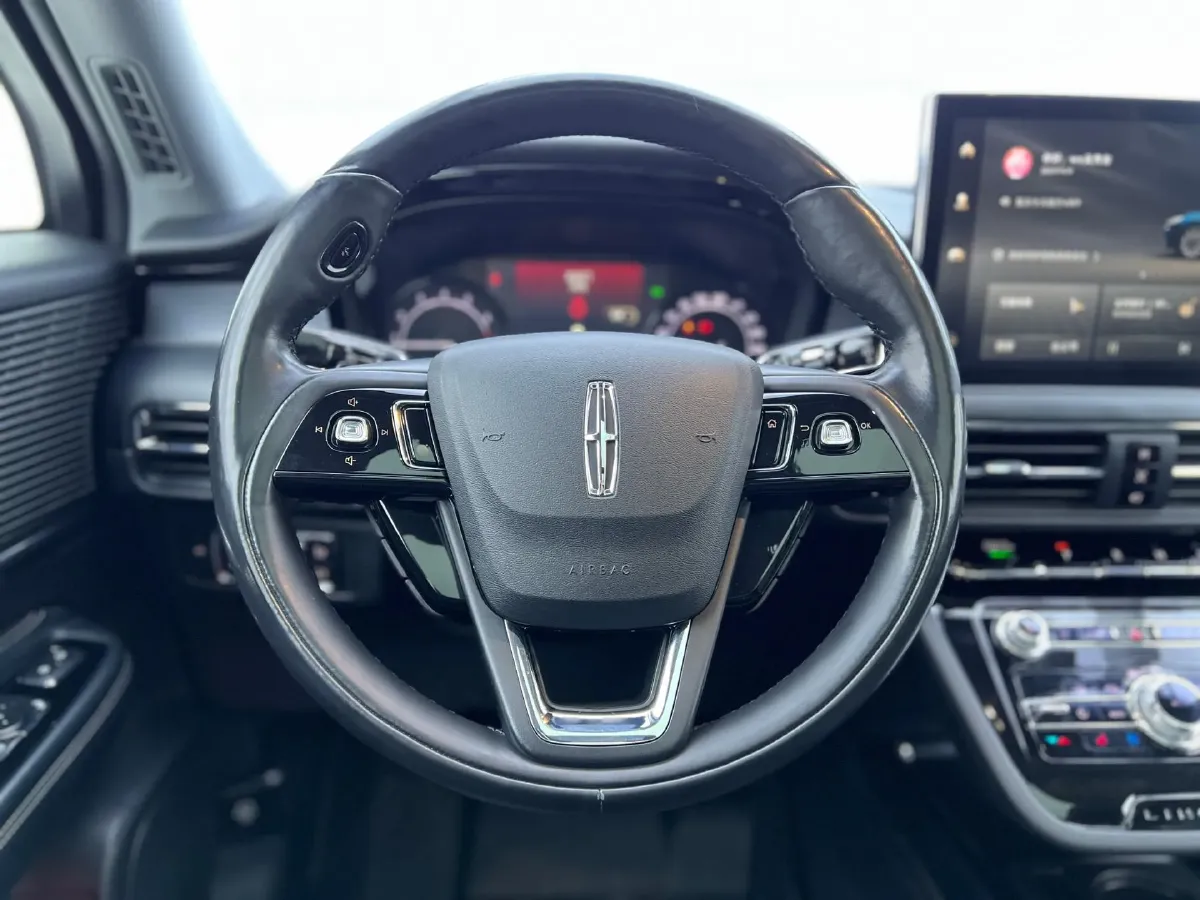 2021 Lincoln Corsair 2.0T 245HP L4 8AT,autocango,china used car exporter,china ev exporter,chinese used car exporter,chinese used ev exporter