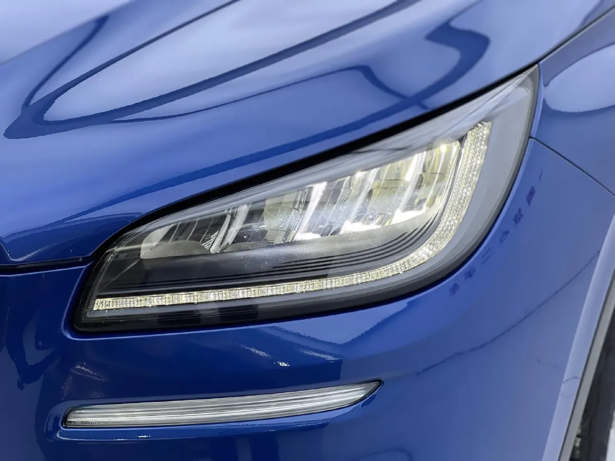 2021 Lincoln Corsair 2.0T 245HP L4 8AT,autocango,china used car exporter,china ev exporter,chinese used car exporter,chinese used ev exporter