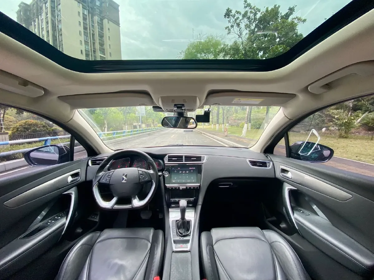 2018 DS 5LS 1.6T 167HP L4 6AT,autocango,china used car exporter,china ev exporter,chinese used car exporter,chinese used ev exporter