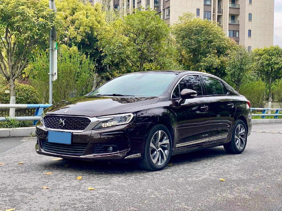 2018 DS 5LS 1.6T 167HP L4 6AT,autocango,china used car exporter,china ev exporter,chinese used car exporter,chinese used ev exporter