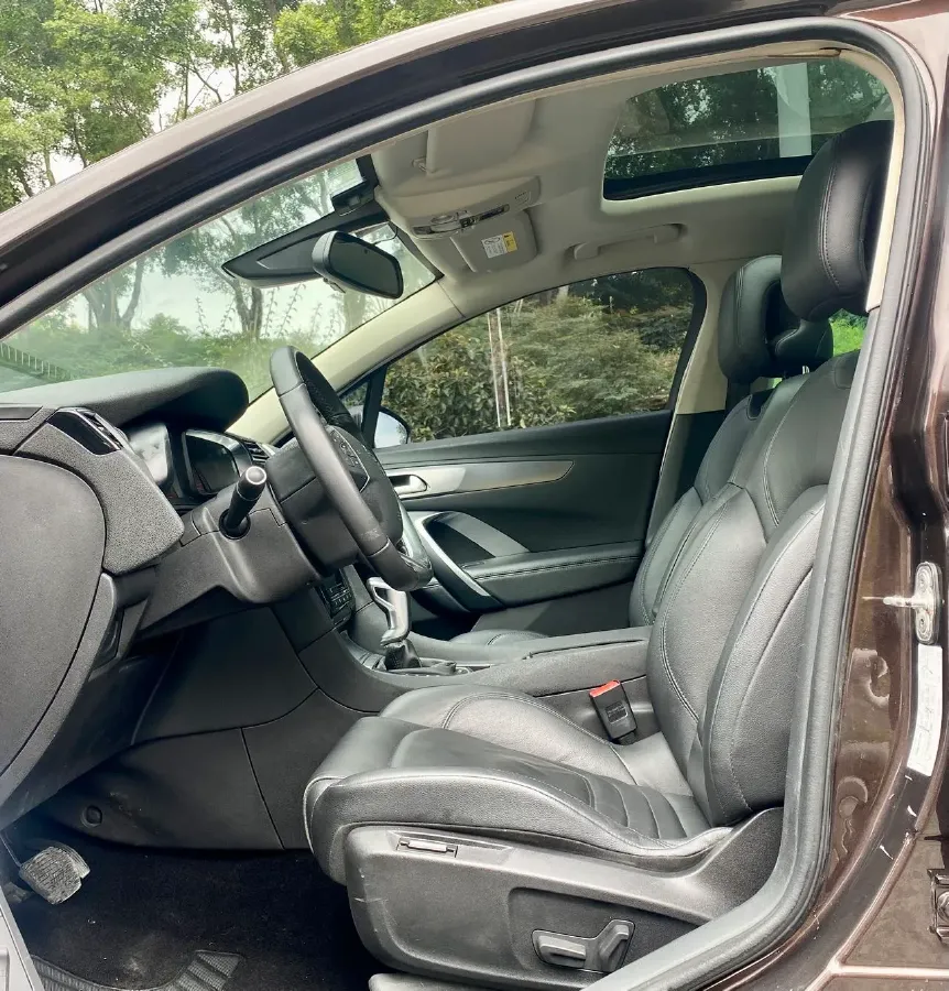 2018 DS 5LS 1.6T 167HP L4 6AT,autocango,china used car exporter,china ev exporter,chinese used car exporter,chinese used ev exporter