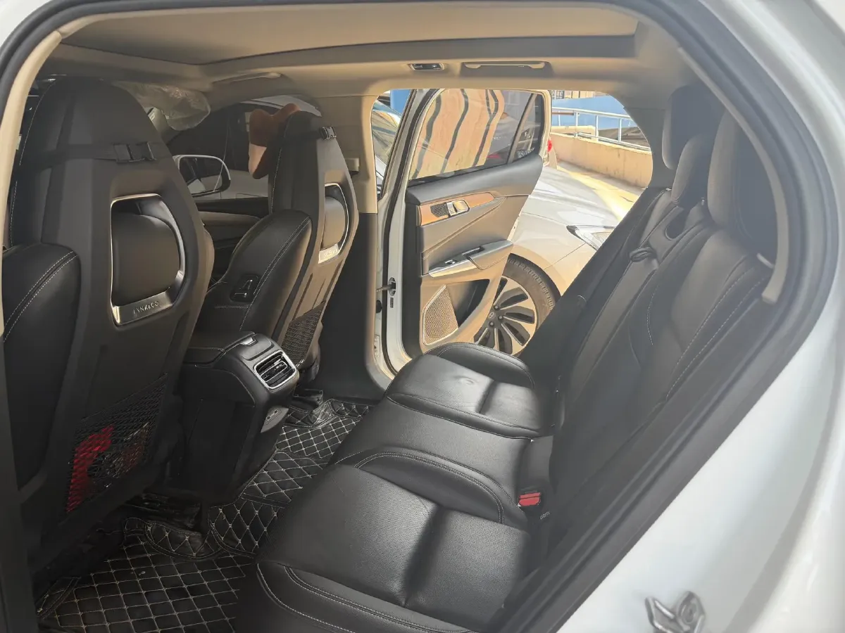 2019 LYNK&CO 01 2.0T 190HP L4 6AT,autocango,china used car exporter,china ev exporter,chinese used car exporter,chinese used ev exporter